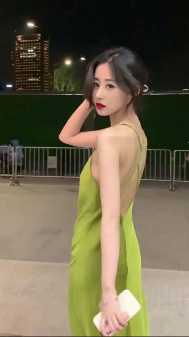 手下的妹子有年轻的 也有少妇